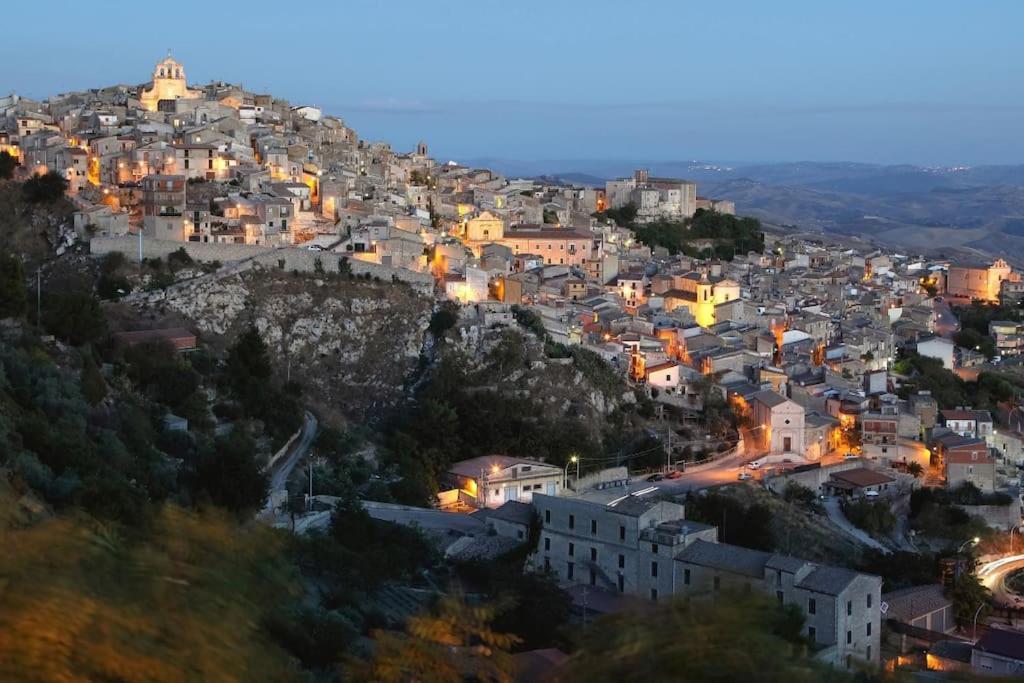 La Finestra Sul Castello Appartement